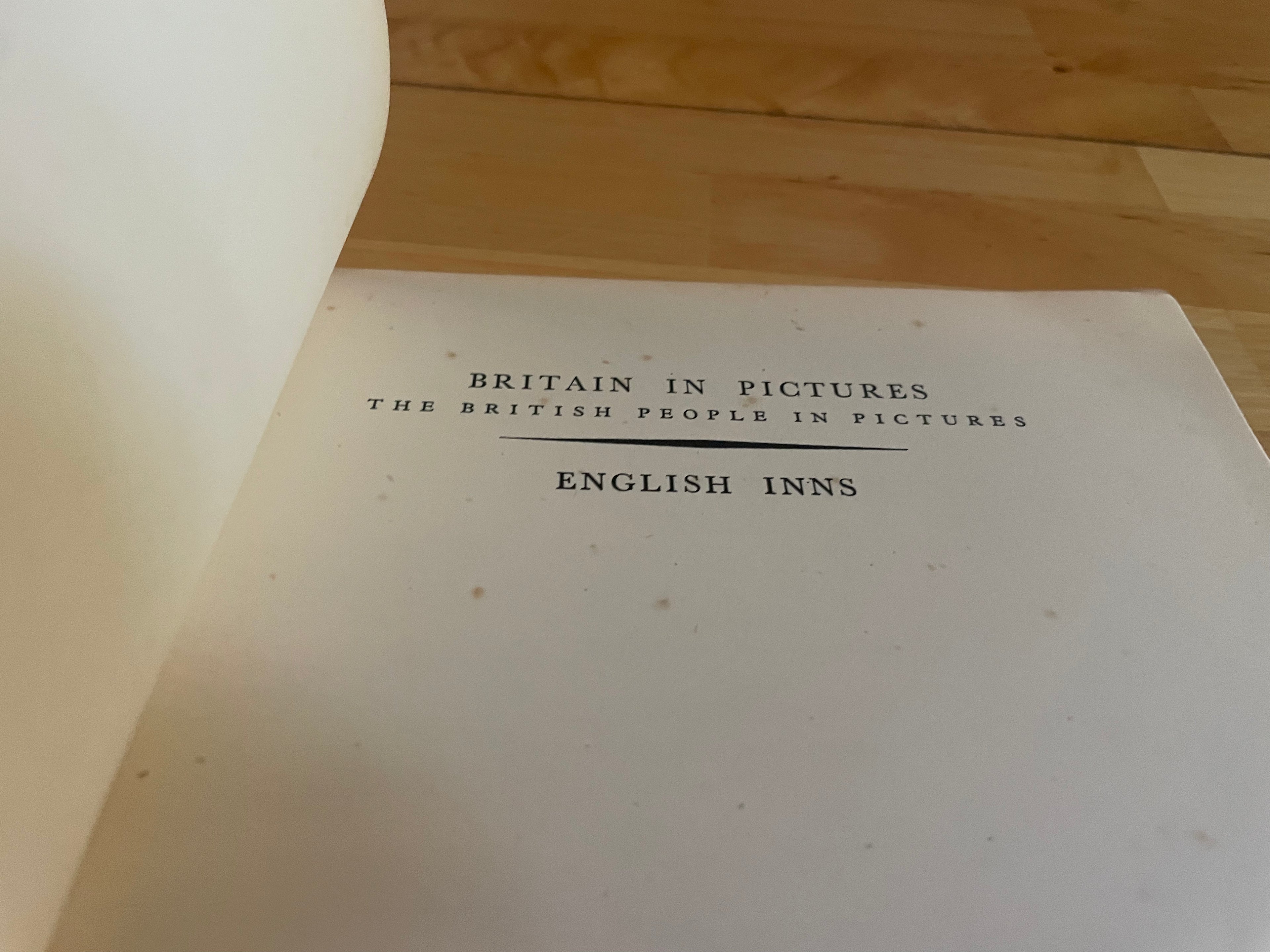 English Inns - Thomas Burke